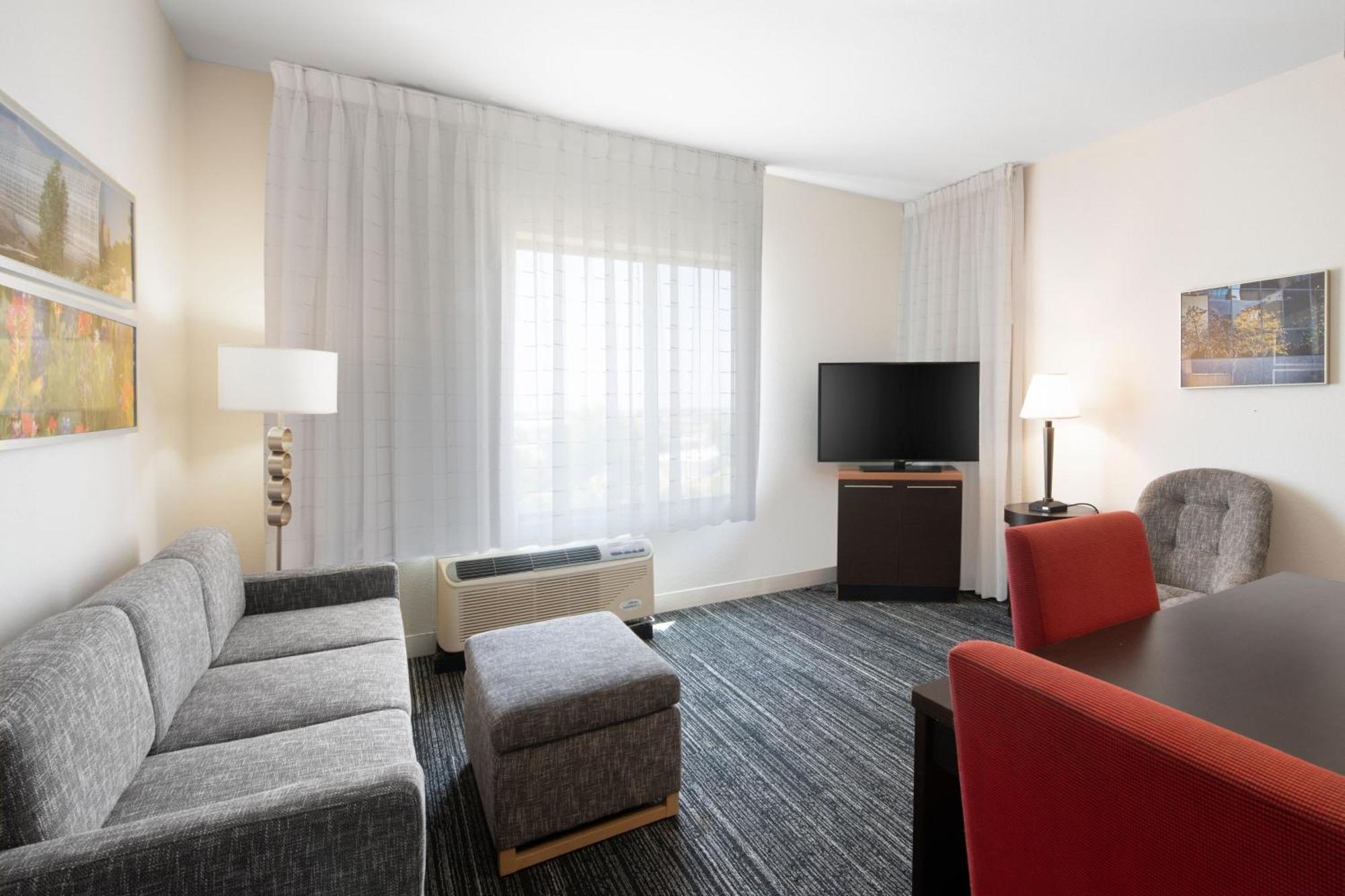 Towneplace Suites Oklahoma City Airport Εξωτερικό φωτογραφία